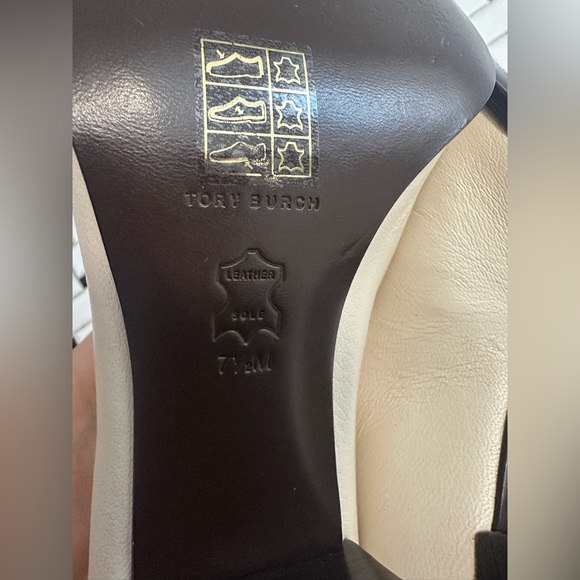 Tory Burch Beige Women's Loafers - Picture 6 of 10